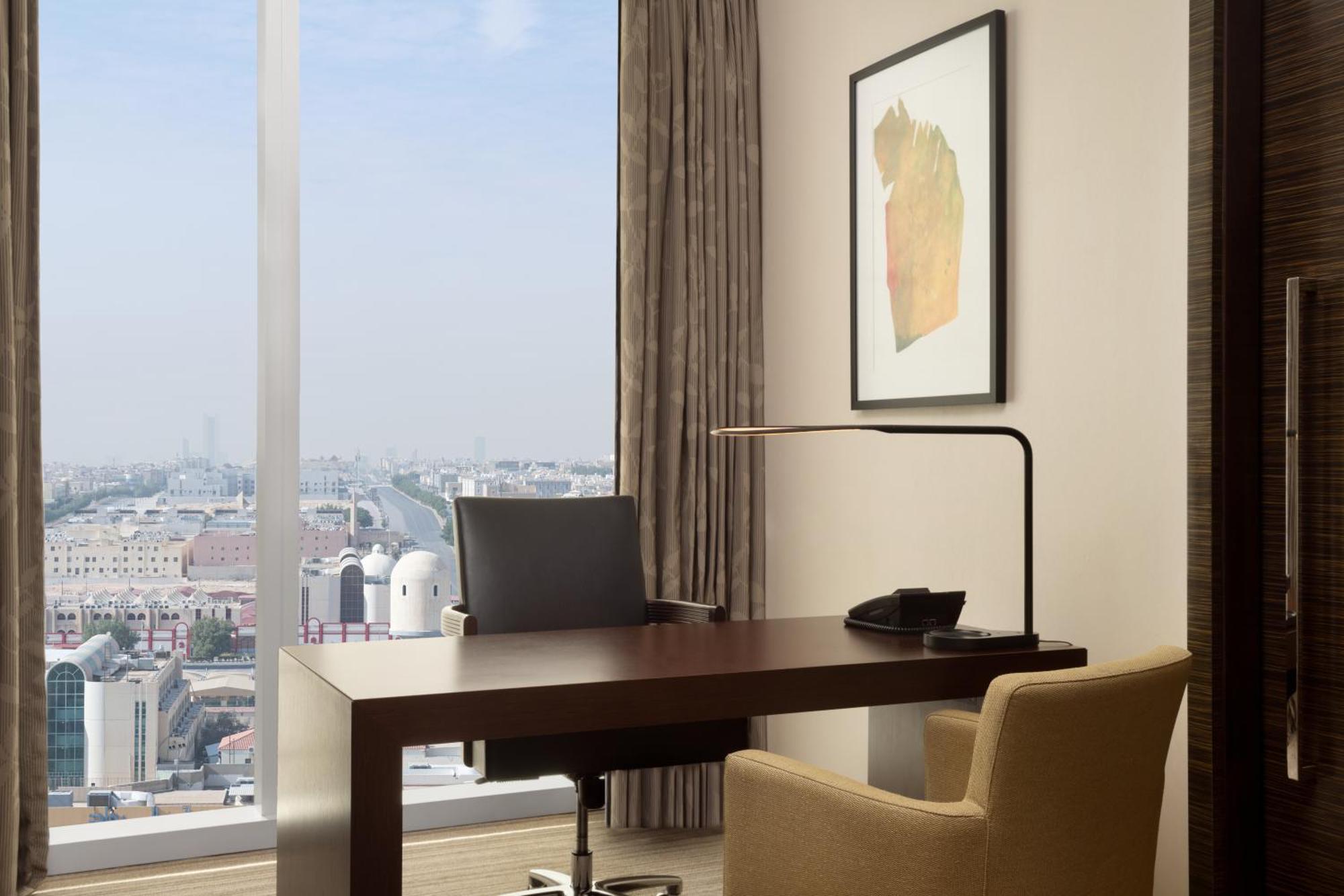 Hilton Riyadh Hotel & Residences Exteriör bild